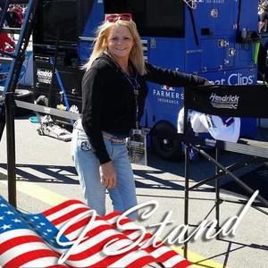 Meet your Posher, Suzanne